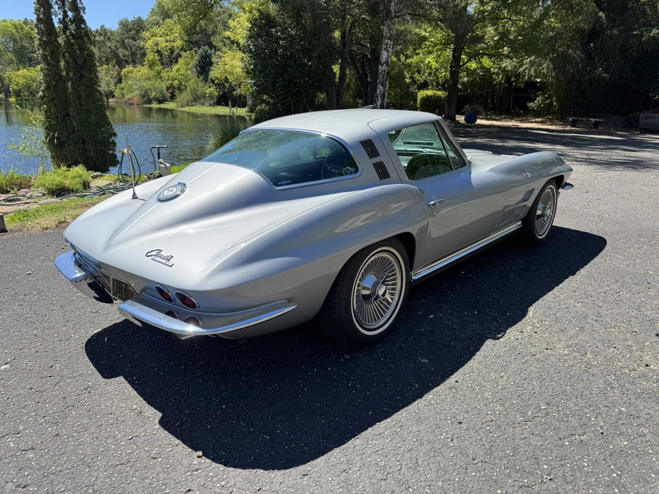 1964 Chevrolet Corvette C2 - Image 6 of 31