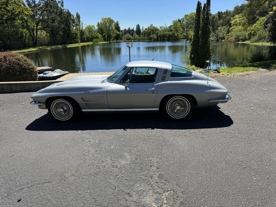 1964 Chevrolet Corvette C2 - Image 14 of 31