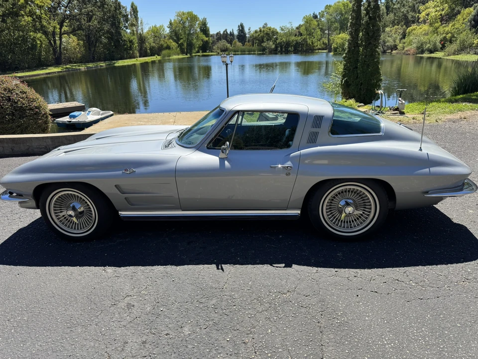 1964 Chevrolet Corvette C2 - Image 15 of 31