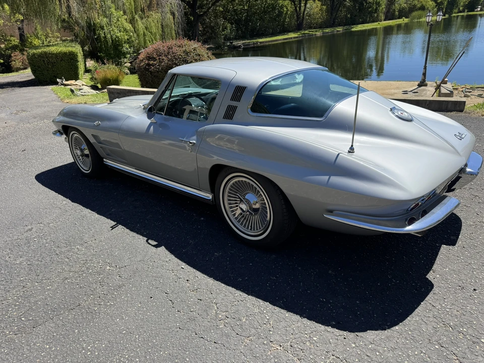 1964 Chevrolet Corvette C2 - Image 16 of 31