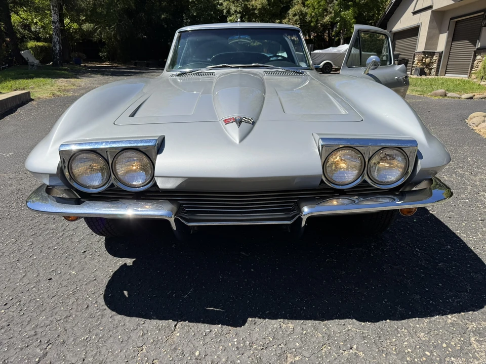 1964 Chevrolet Corvette C2 - Image 12 of 31