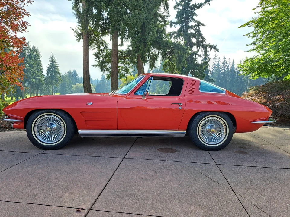 1964 Chevrolet Corvette C2 - Image 17 of 31