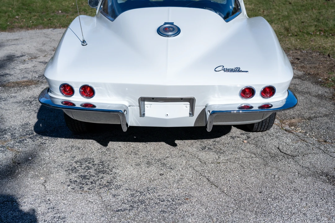 1965 Chevrolet Corvette C2 - Image 26 of 31