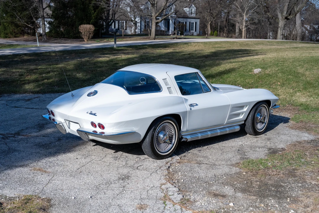 1965 Chevrolet Corvette C2 - Image 12 of 31