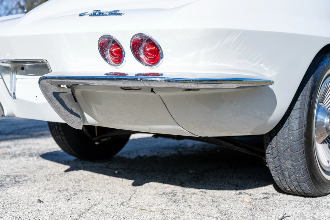 1965 Chevrolet Corvette C2 - Image 30 of 31