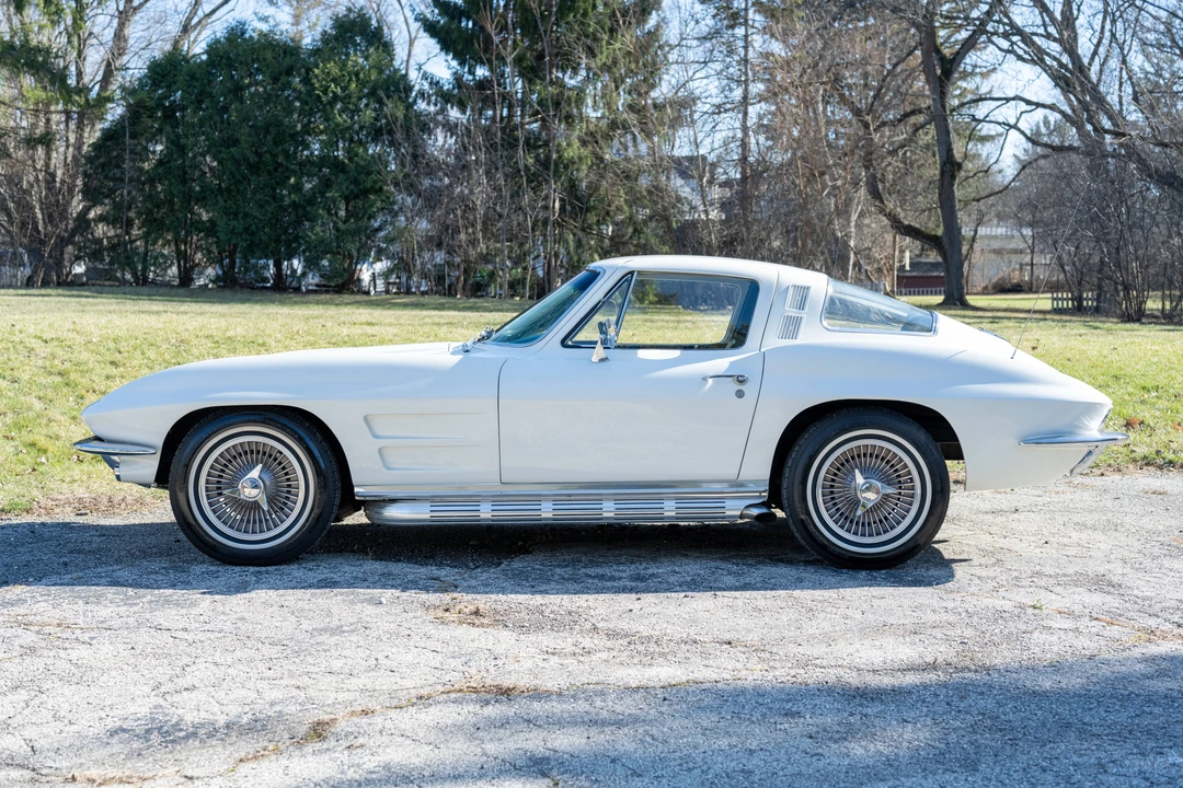1965 Chevrolet Corvette C2 - Image 7 of 31