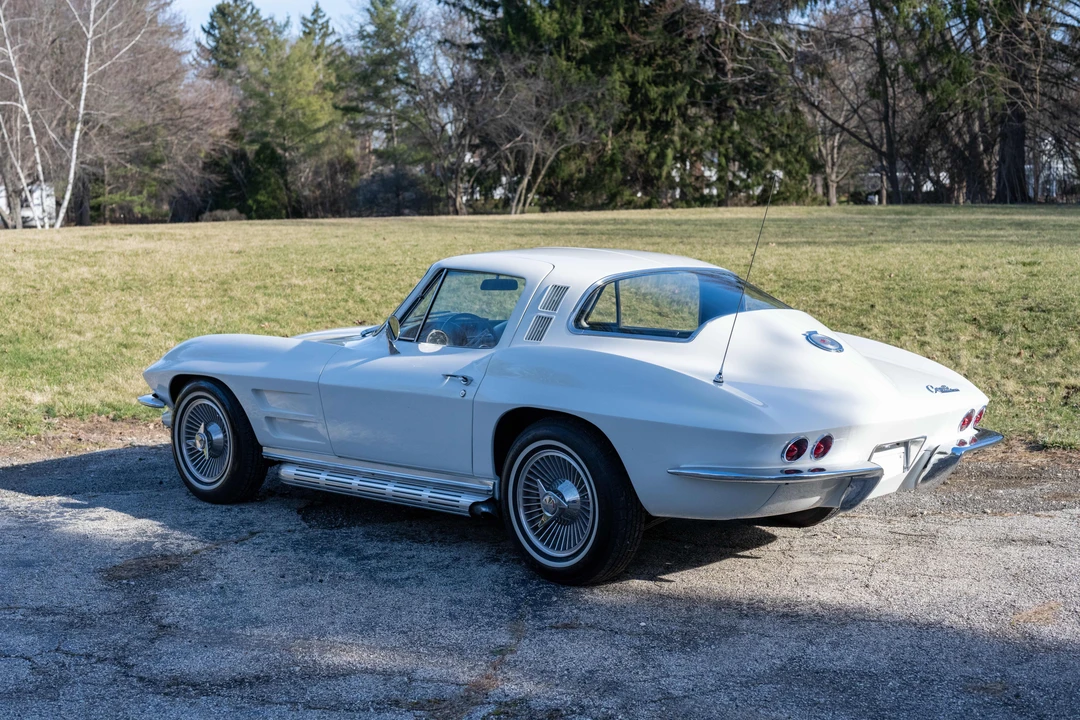1965 Chevrolet Corvette C2 - Image 8 of 31