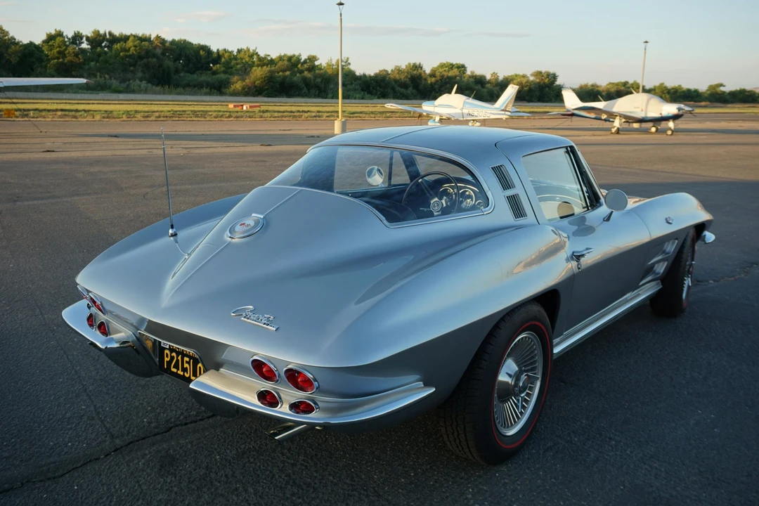 1964 Chevrolet Corvette C2 - Image 26 of 31
