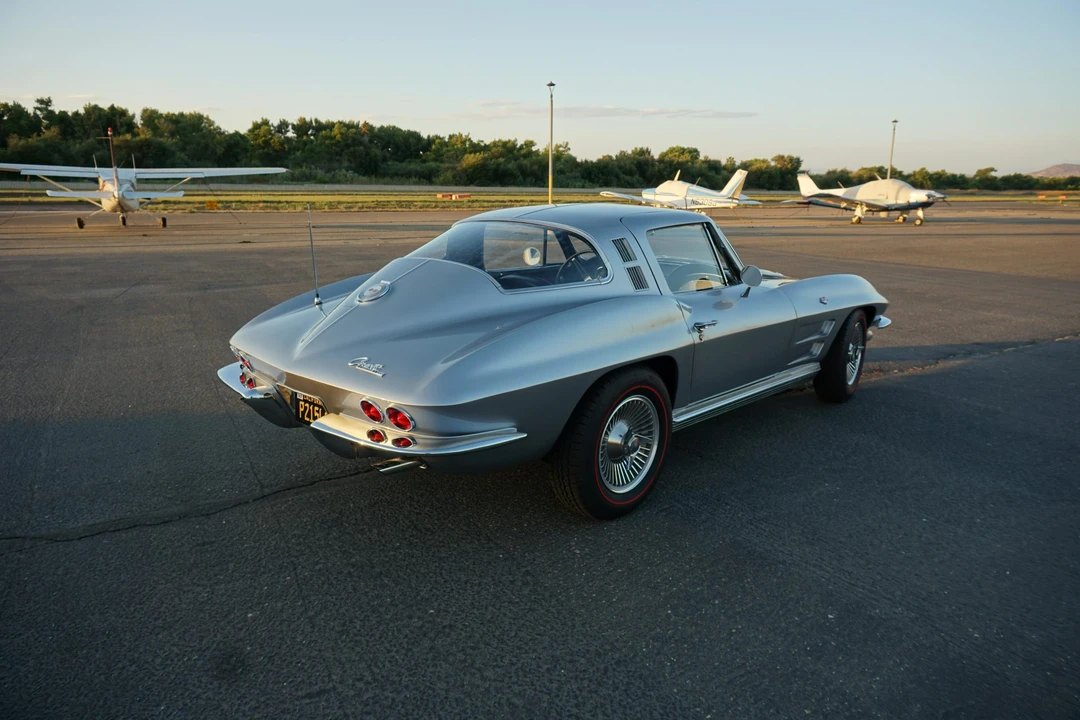 1964 Chevrolet Corvette C2 - Image 25 of 31