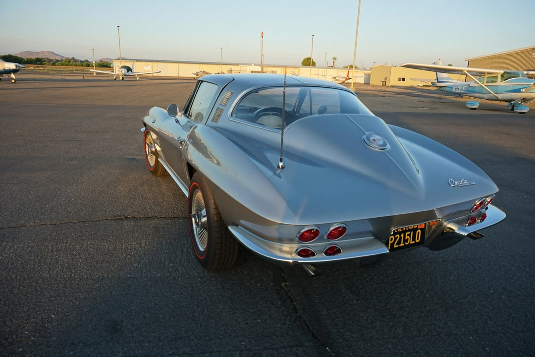 1964 Chevrolet Corvette C2 - Image 17 of 31