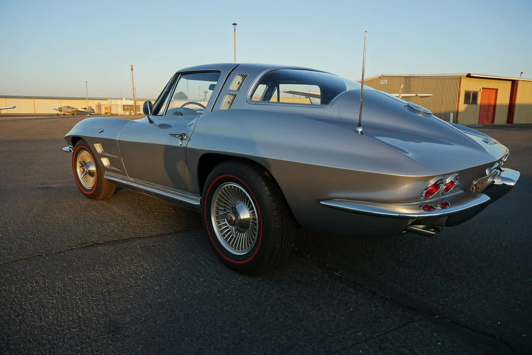 1964 Chevrolet Corvette C2 - Image 15 of 31