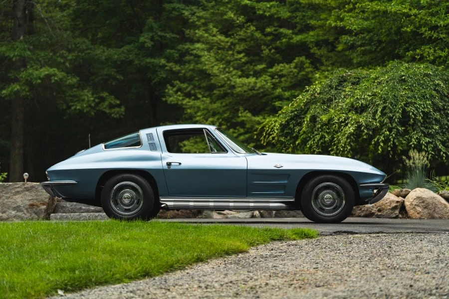 1964 Chevrolet Corvette C2 - Image 2 of 31