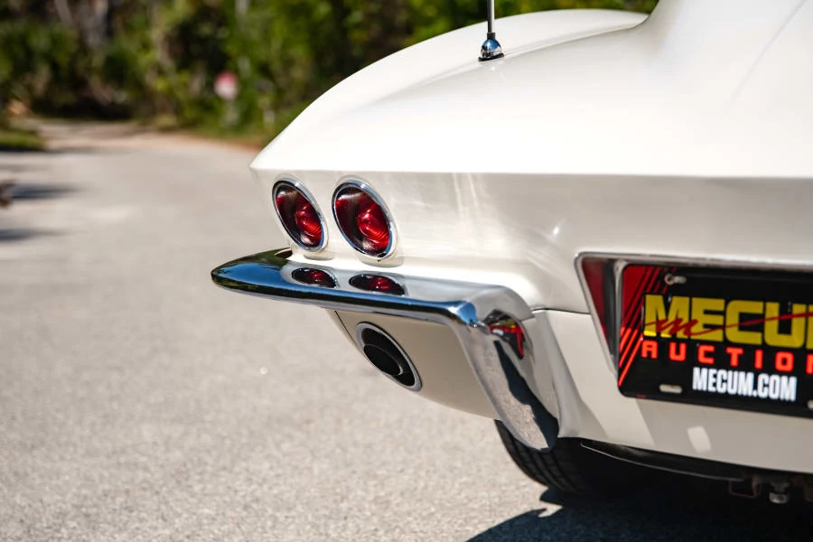 1964 Chevrolet Corvette C2 - Image 18 of 31