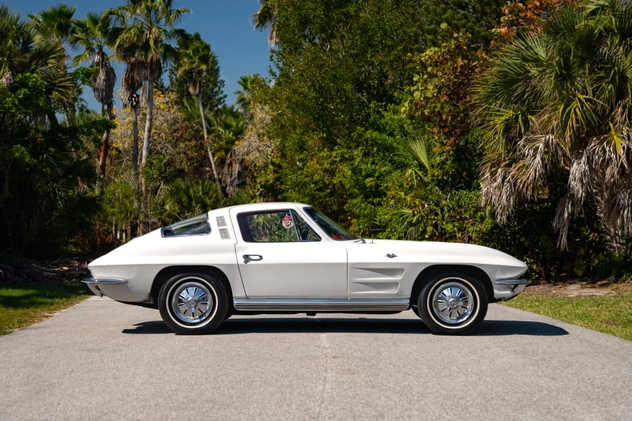 1964 Chevrolet Corvette C2 - Image 21 of 31