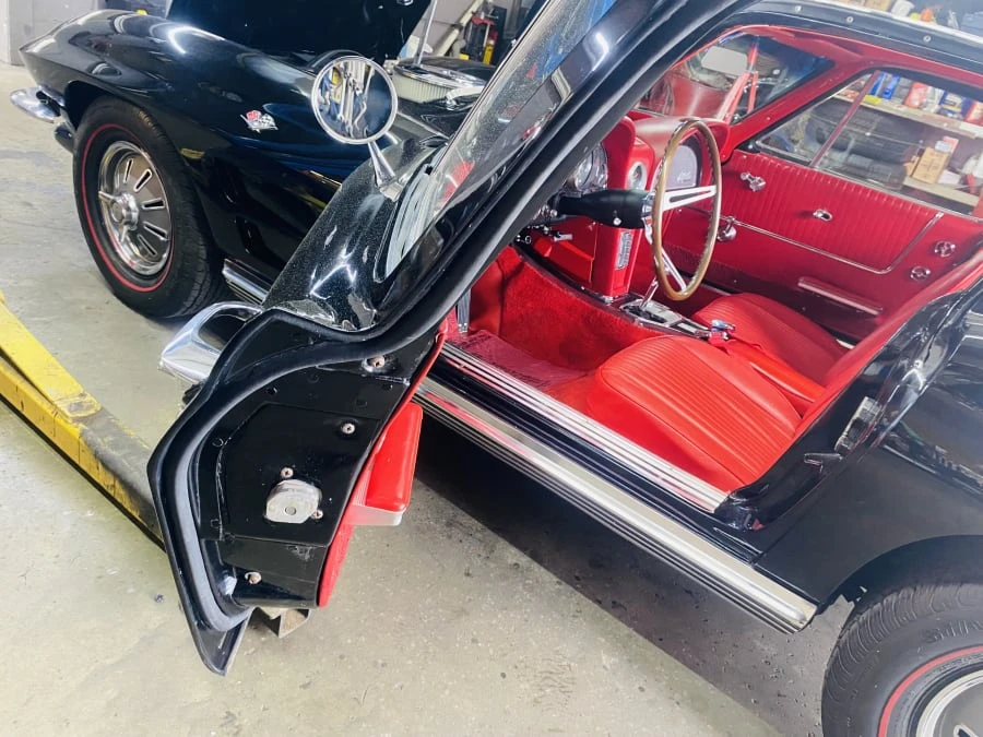 1964 Chevrolet Corvette C2 - Image 5 of 7