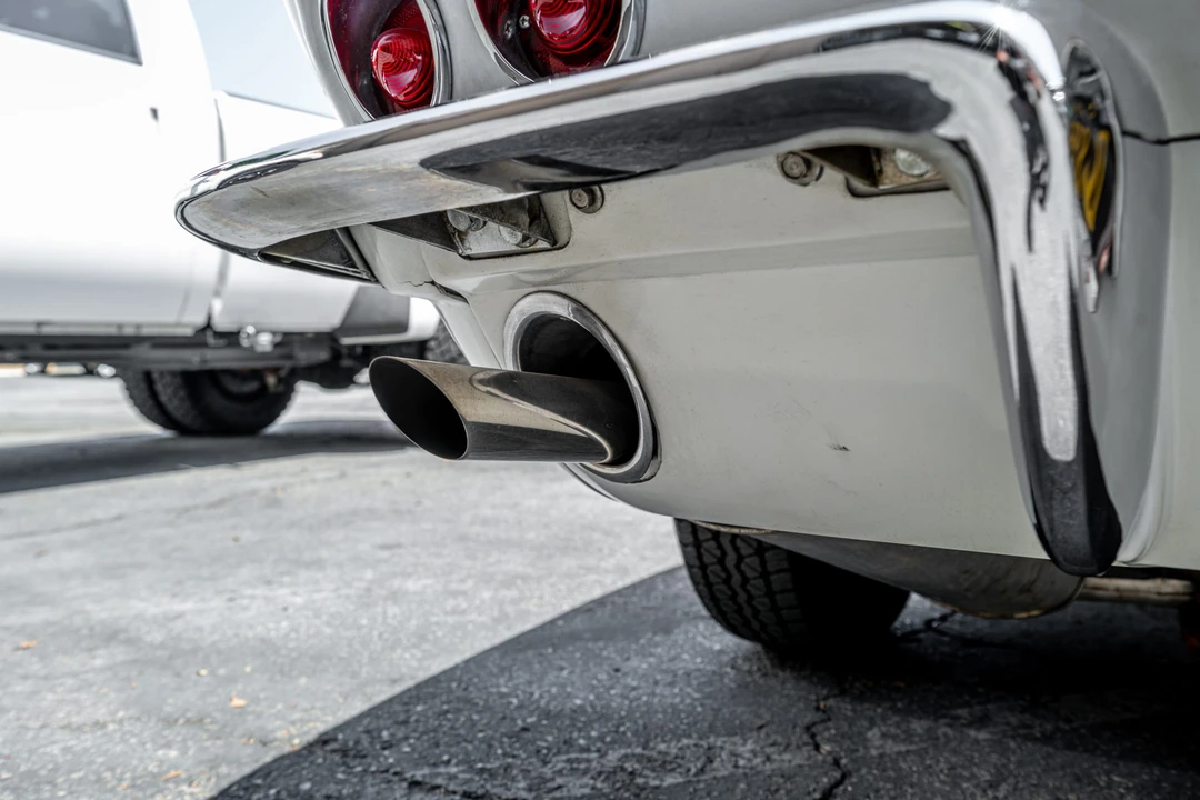 1964 Chevrolet Corvette C2 - Image 25 of 31