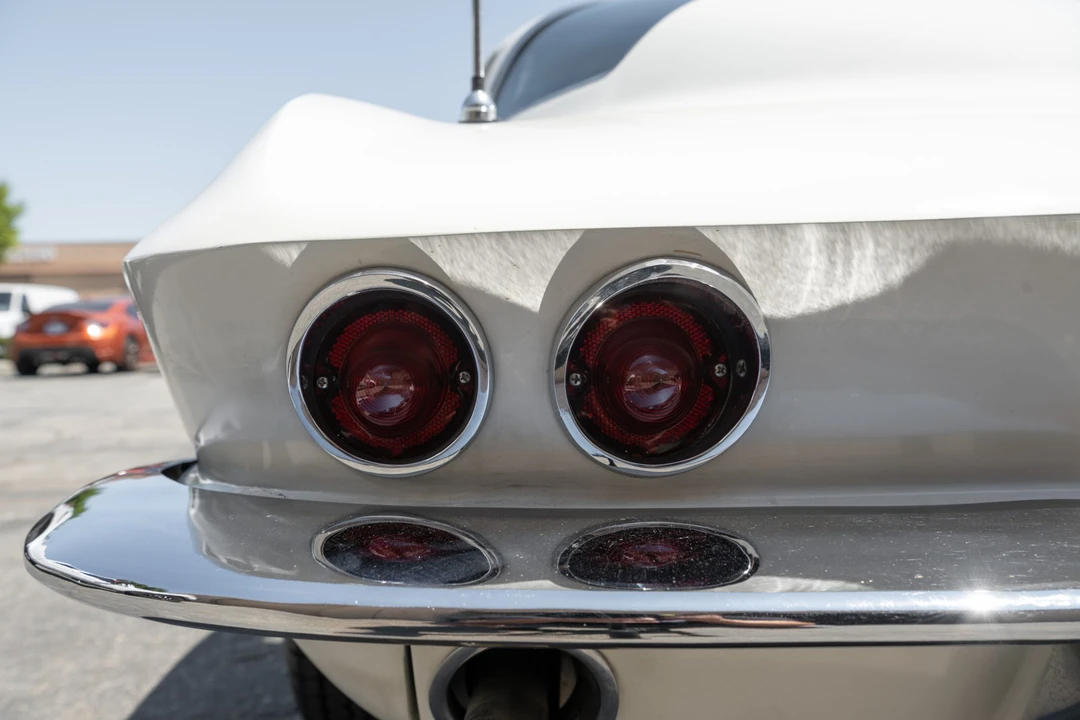 1964 Chevrolet Corvette C2 - Image 23 of 31