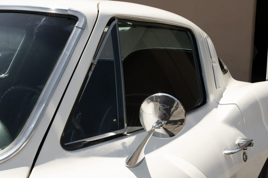 1964 Chevrolet Corvette C2 - Image 17 of 31