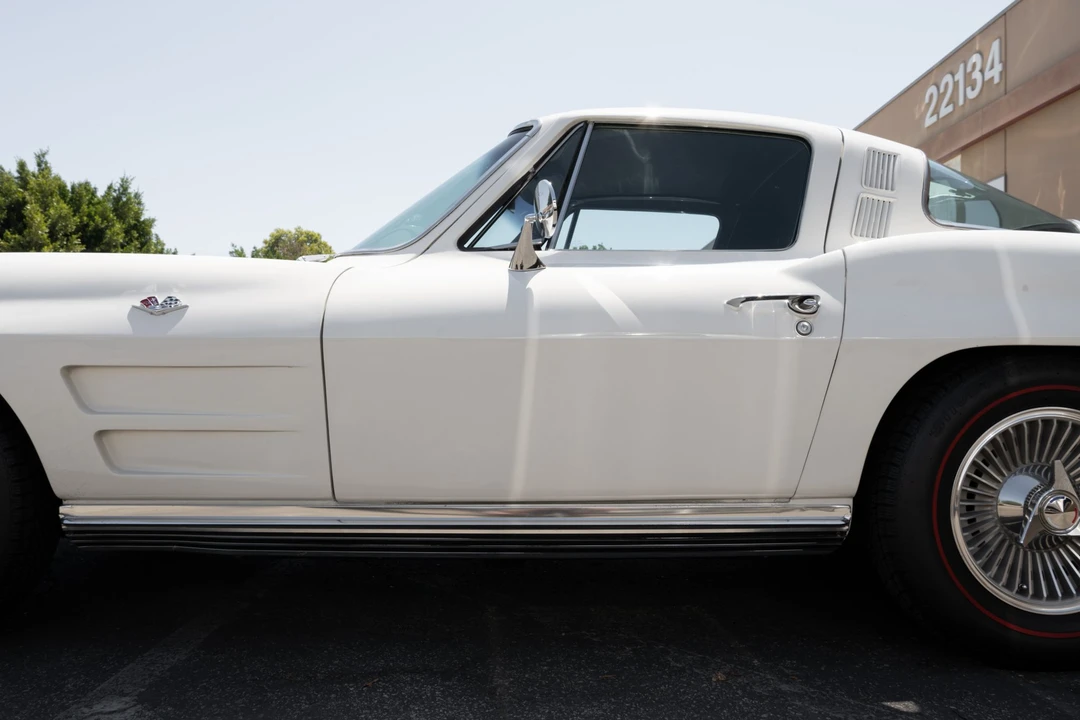 1964 Chevrolet Corvette C2 - Image 19 of 31