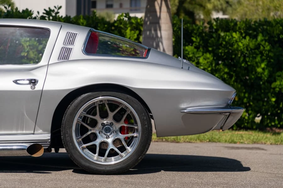 1964 Chevrolet Corvette C2 - Image 15 of 31