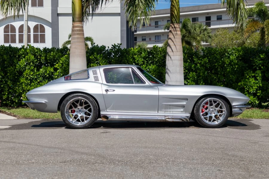1964 Chevrolet Corvette C2 - Image 12 of 31
