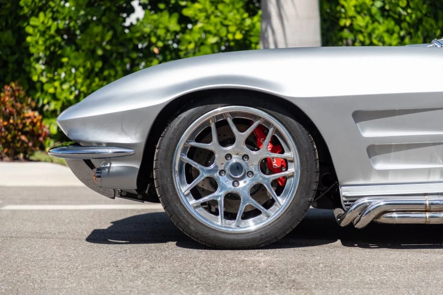 1964 Chevrolet Corvette C2 - Image 14 of 31