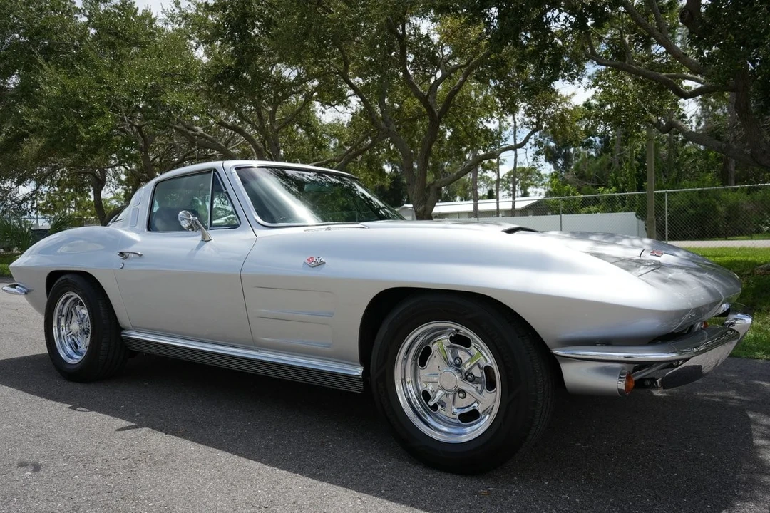 1964 Chevrolet Corvette C2 - Image 10 of 12