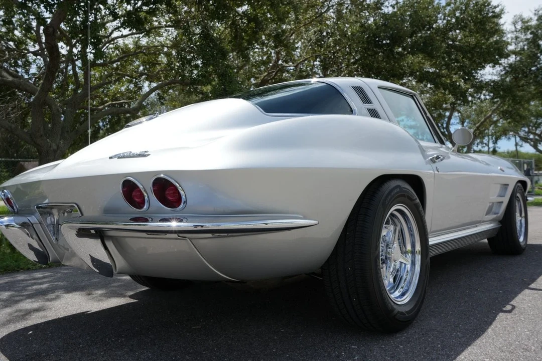1964 Chevrolet Corvette C2 - Image 8 of 12