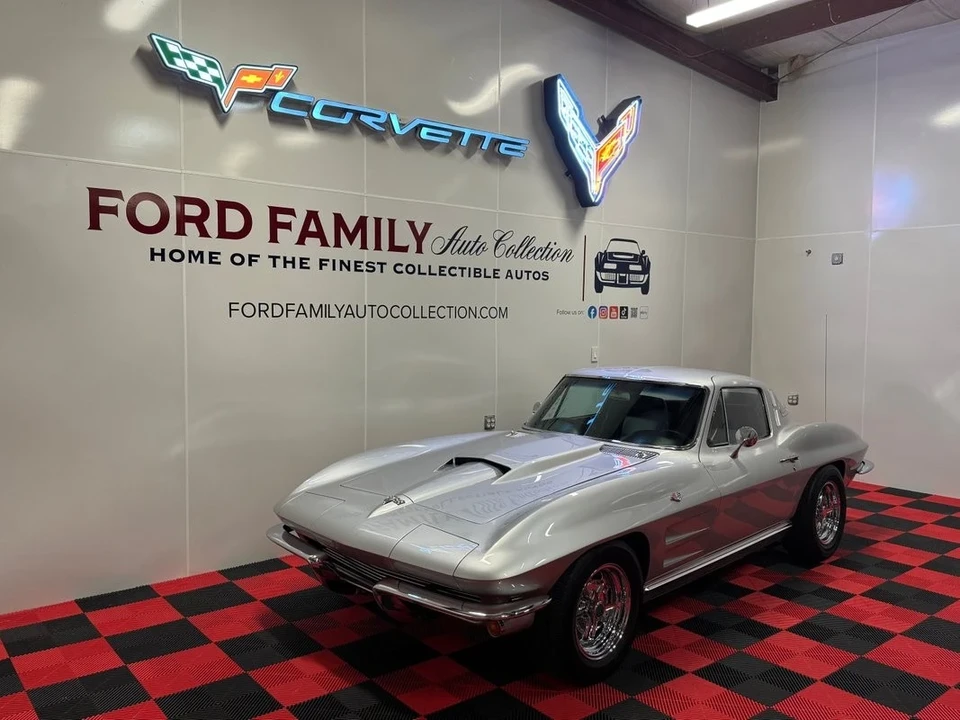 1964 Chevrolet Corvette C2 - Image 4 of 12