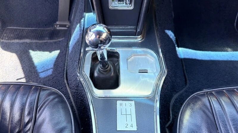 1964 Chevrolet Corvette C2 - Image 24 of 31