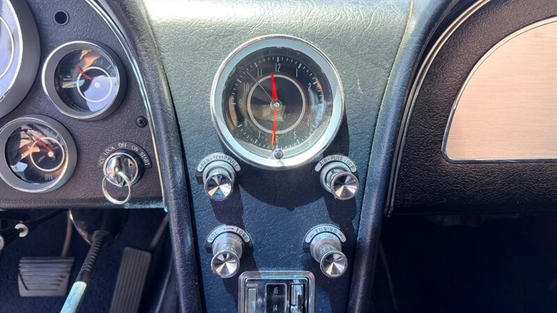 1964 Chevrolet Corvette C2 - Image 22 of 31