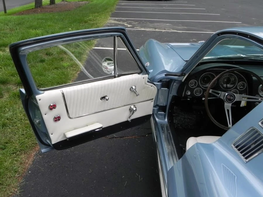1964 Chevrolet Corvette C2 - Image 5 of 12