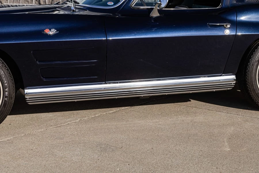 1964 Chevrolet Corvette C2 - Image 23 of 31