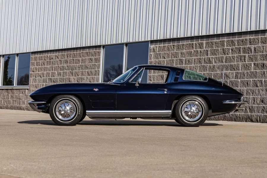 1964 Chevrolet Corvette C2 - Image 19 of 31
