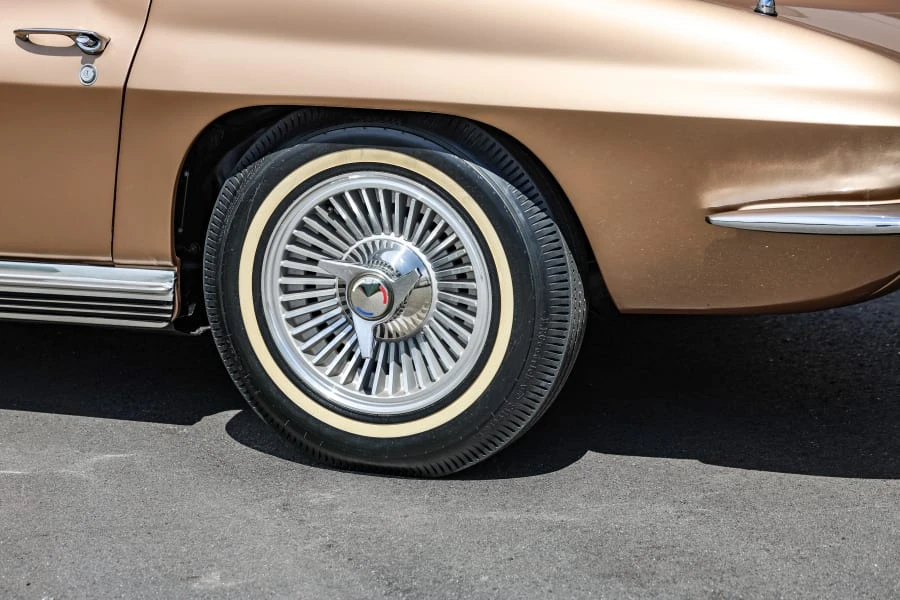 1964 Chevrolet Corvette C2 - Image 30 of 31