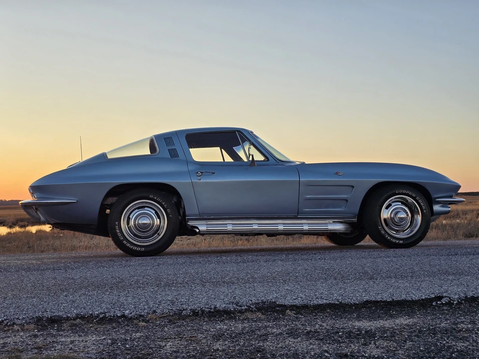 1964 Chevrolet Corvette C2 - Image 25 of 31