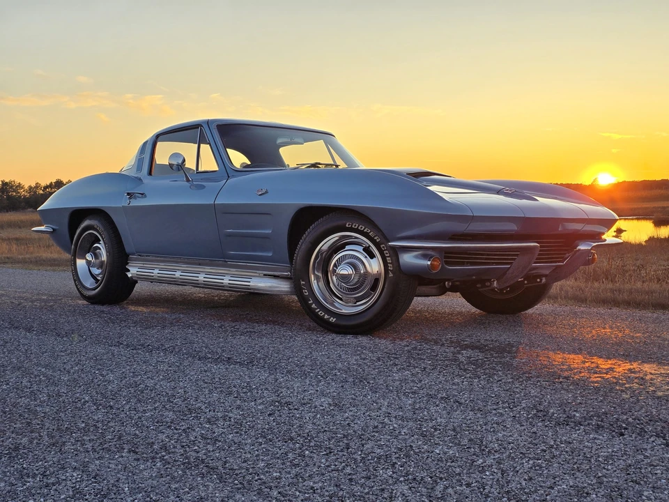 1964 Chevrolet Corvette C2 - Image 23 of 31
