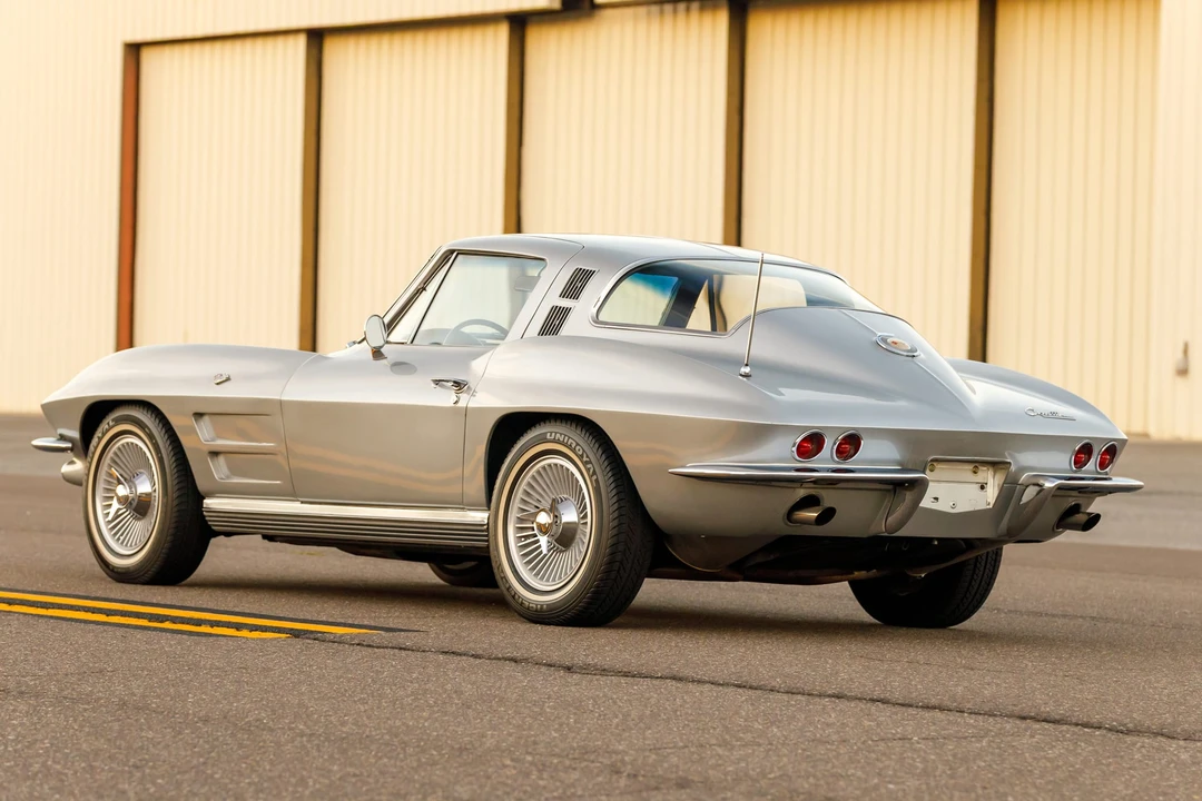 1964 Chevrolet Corvette C2 - Image 16 of 31