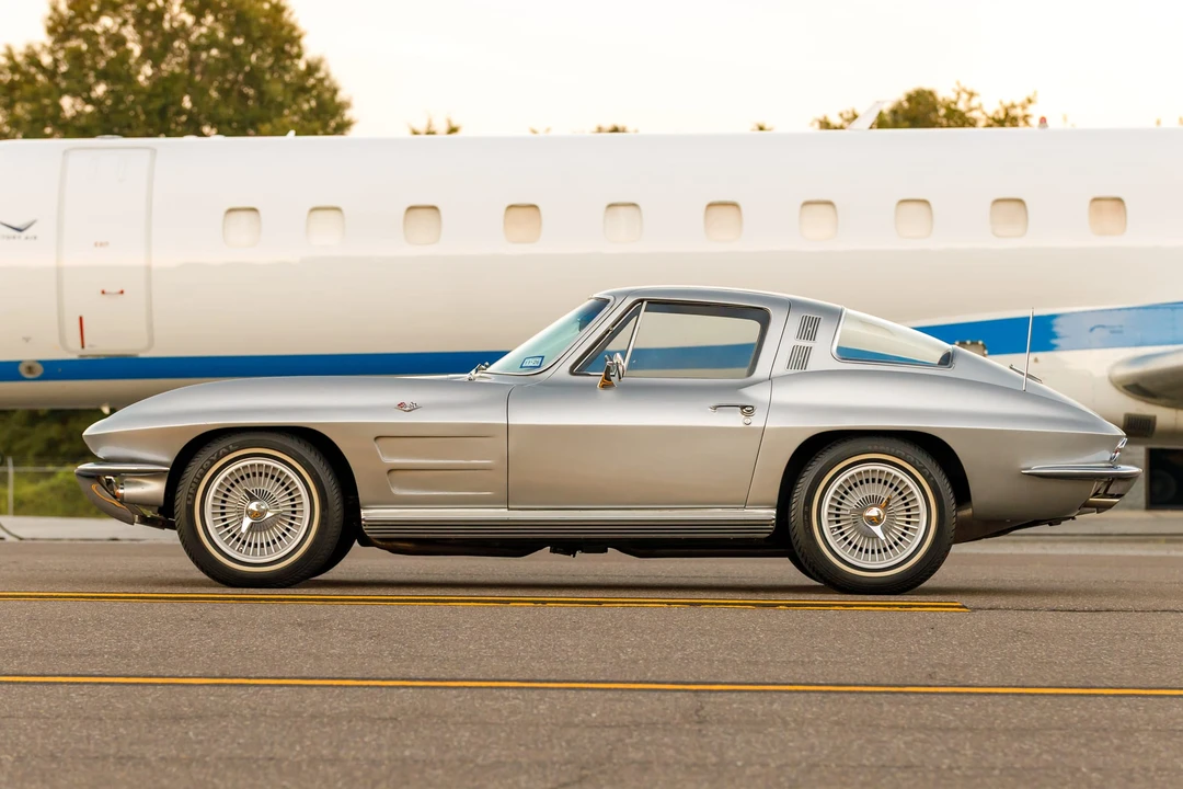1964 Chevrolet Corvette C2 - Image 15 of 31