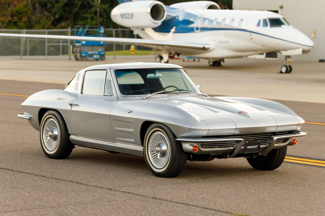 1964 Chevrolet Corvette C2 - Image 2 of 31