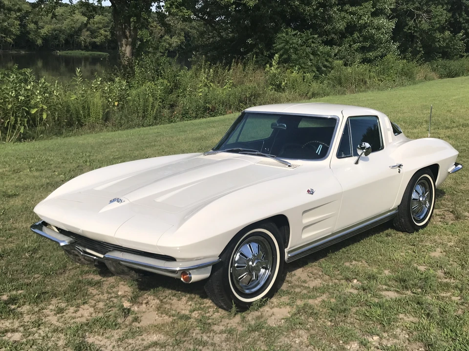 1964 Chevrolet Corvette C2 - Image 2 of 31