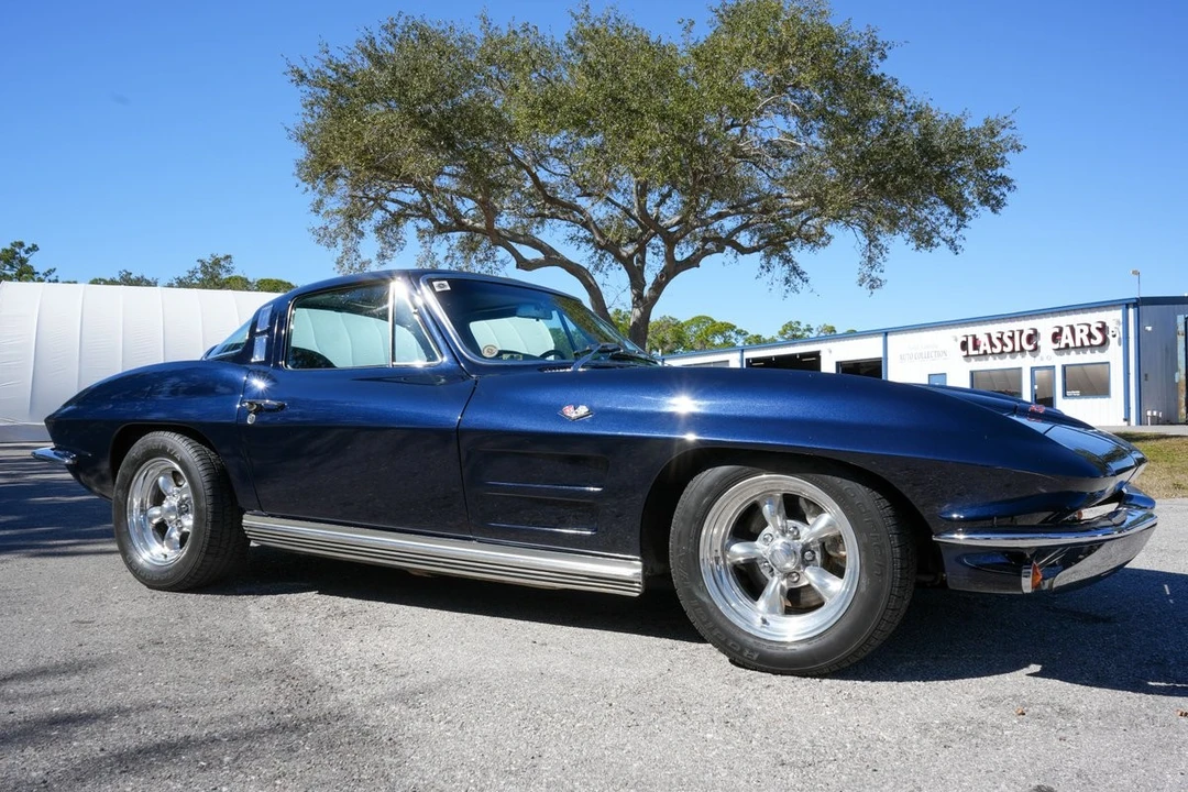1964 Chevrolet Corvette C2 - Image 11 of 21