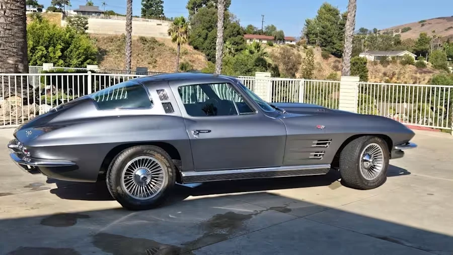1964 Chevrolet Corvette C2 - Image 2 of 15