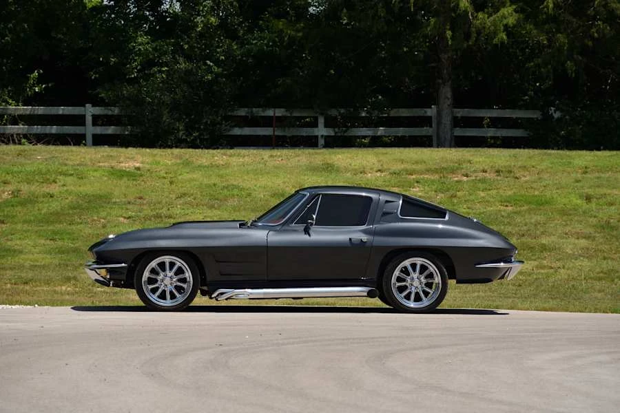 1964 Chevrolet Corvette C2 - Image 23 of 31