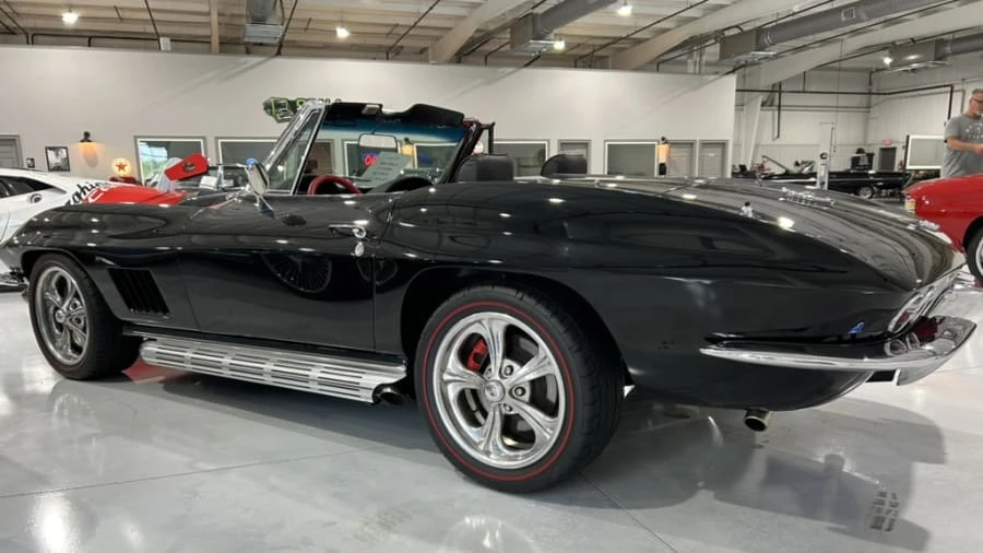 1964 Chevrolet Corvette C2 - Image 2 of 15