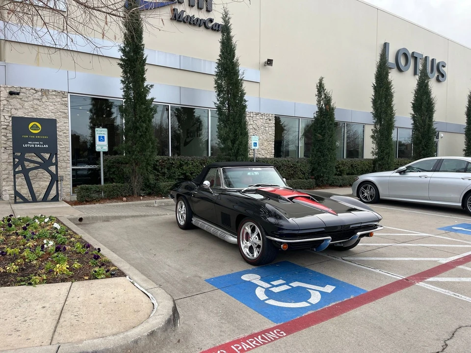 1964 Chevrolet Corvette C2 - Image 4 of 10