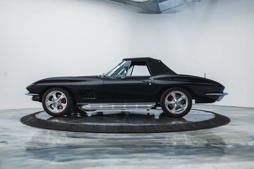 1964 Chevrolet Corvette C2 - Image 2 of 21