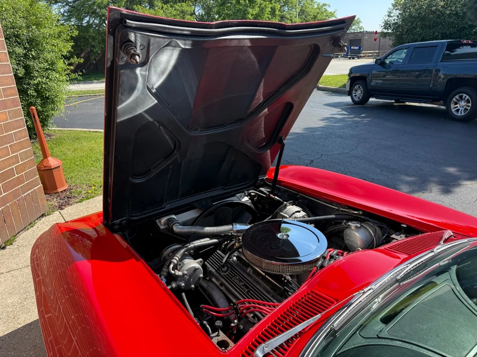 1964 Chevrolet Corvette C2 - Image 17 of 31