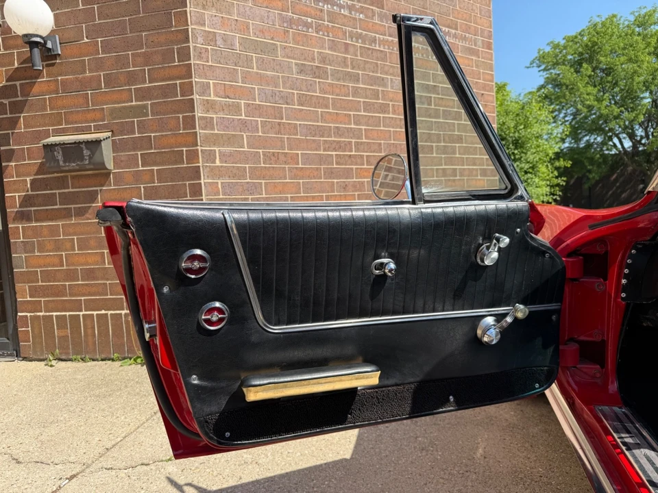 1964 Chevrolet Corvette C2 - Image 20 of 31