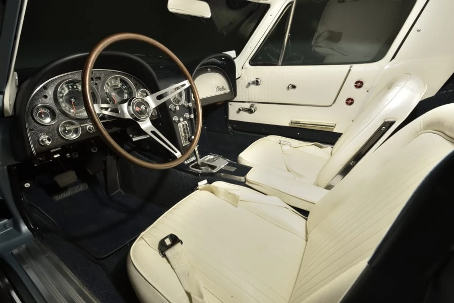 1964 Chevrolet Corvette C2 - Image 24 of 31